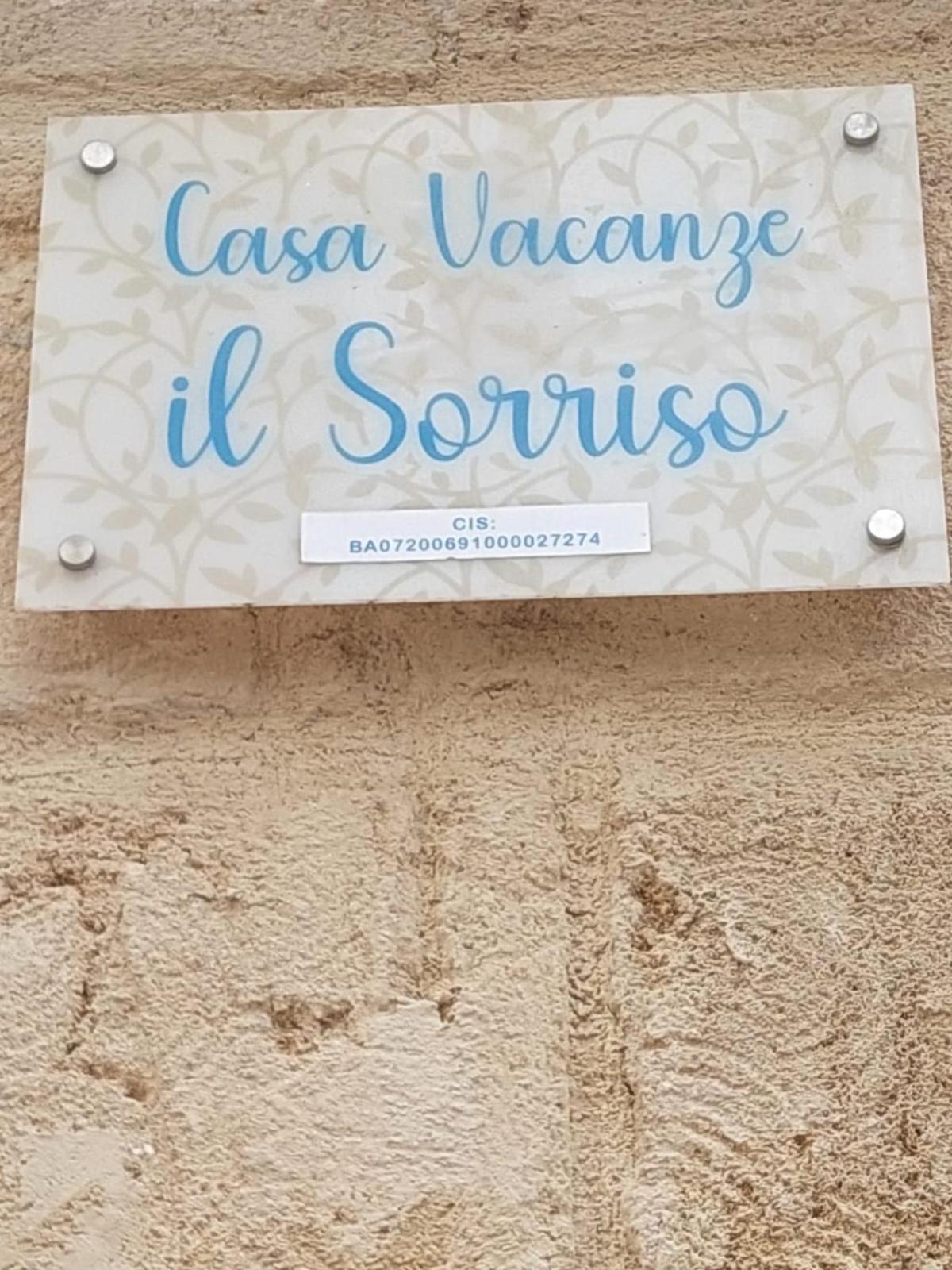 Il Sorriso Casa Vacanze Bari Bagian luar foto